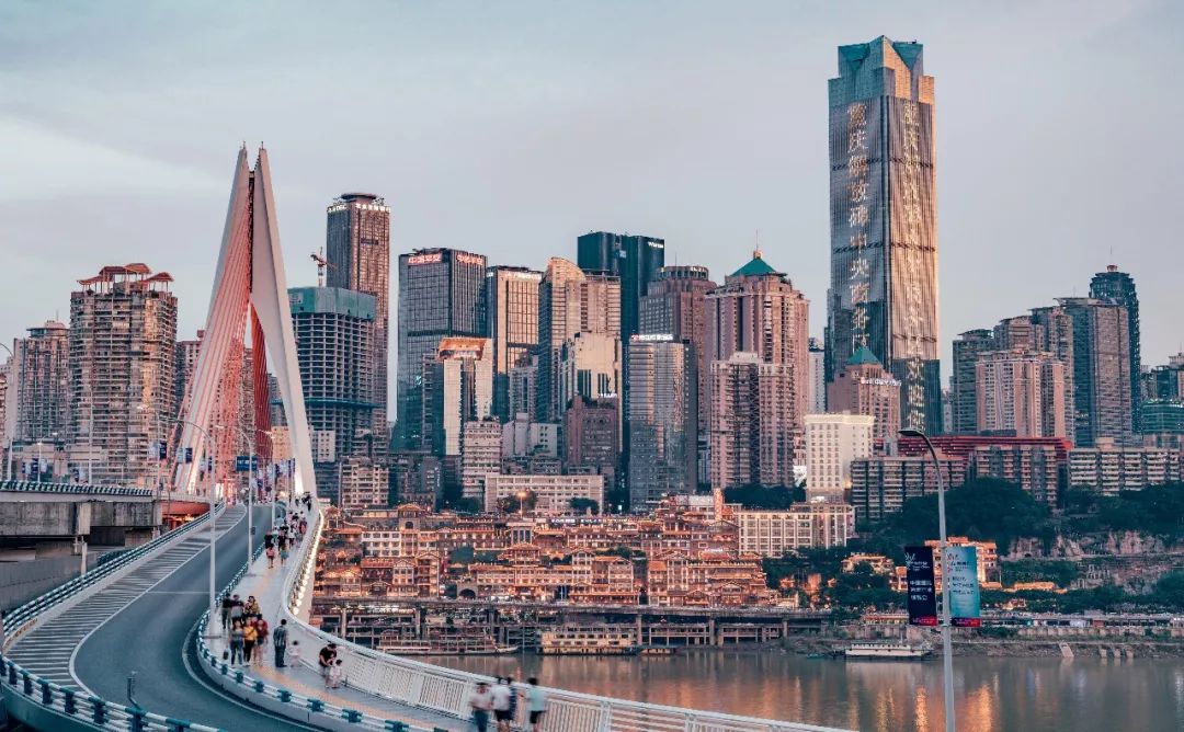 重庆山城之旅，发现山城独特魅力